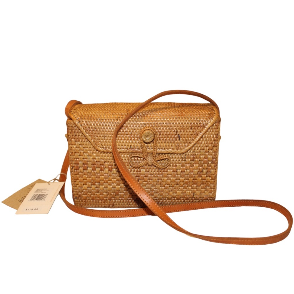 HANDWOVEN RATTAN CROSSBODY BAG